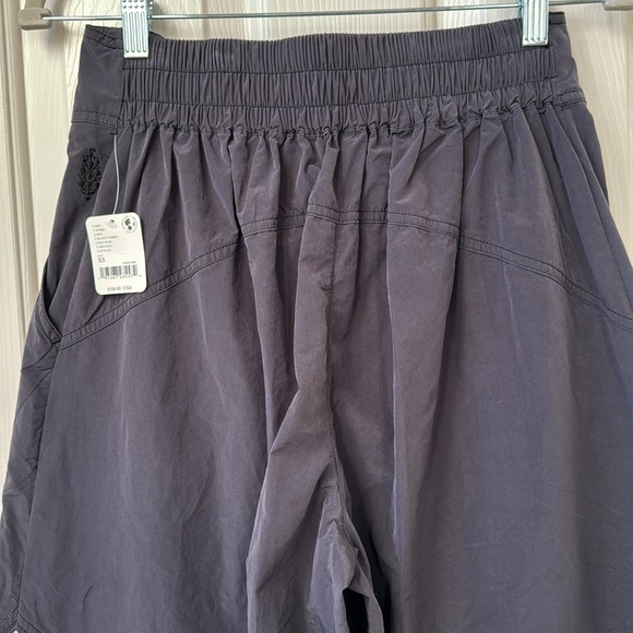 NWT Free People Movement Hi Five Baggy Pants XS - Picture 11 of 15
